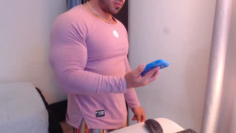 Derek online show from 01-06-25, 11:52