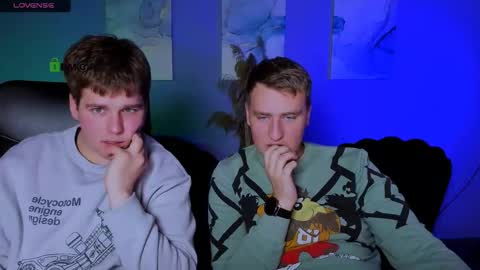 Snapshot of derek_hawk_ chatting on 12-05-25, 10:13 derek_hawk_ online show from 12-05-25, 10:13