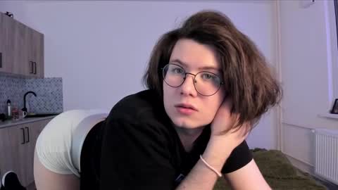 Derek online show from 02-18-26, 05:31