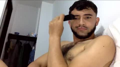 Snapshot of derek_smiith chatting on 11-19-25, 12:27 Derek smiith online show from 11-19-25, 12:27