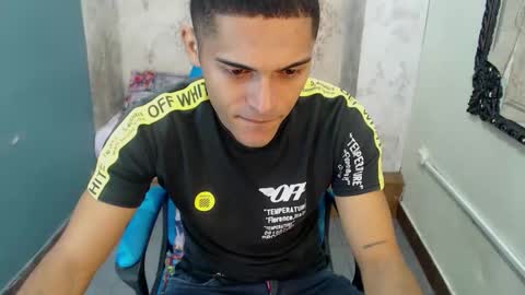 D E R E K online show from 10-31-25, 11:00