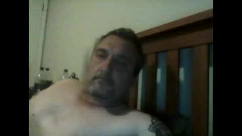 derekakalost online show from 10-27-25, 01:04