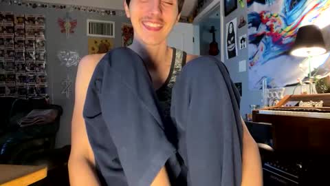 derekdings online show from 10-22-25, 02:06