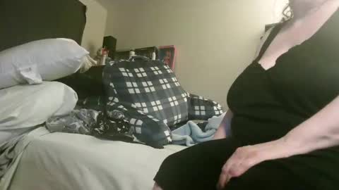 deroseblack online show from 11-04-25, 02:10