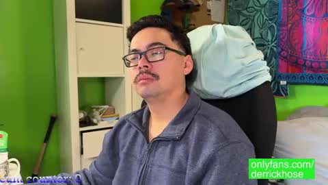 Derrick Hose online show from 01-11-25, 03:52