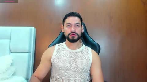 DerryBigger CM online show from 10-23-25, 02:27