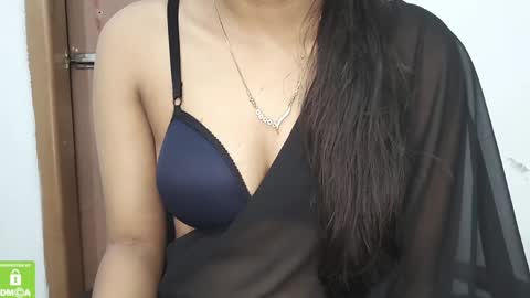 Eva and Adam online show from 02-02-25, 01:12