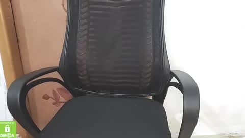 Eva and Adam online show from 02-17-25, 06:37