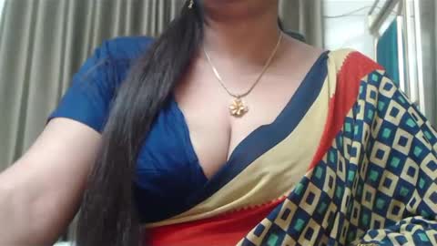 Maisa online show from 12-25-24, 10:05