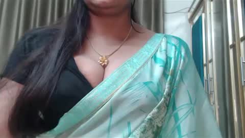 Maisa online show from 01-04-25, 04:32