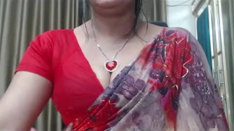 Maisa online show from 01-24-25, 07:18