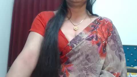 Maisa online show from 09-15-25, 05:02