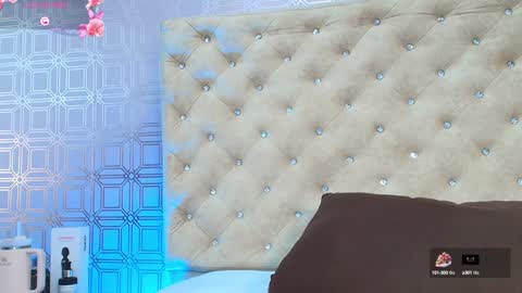 Snapshot of desire_sara chatting on 02-08-25, 06:44 Sara Desire online show from 02-08-25, 06:44