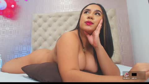 Snapshot of desire_sara chatting on 02-14-25, 04:31 Sara Desire online show from 02-14-25, 04:31