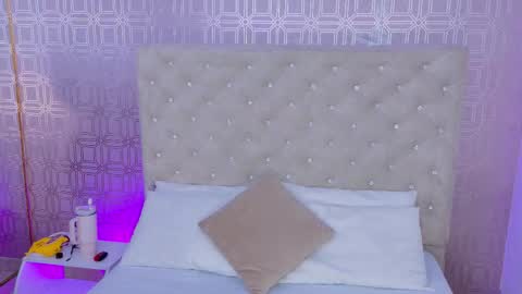 Snapshot of desire_sara chatting on 09-11-25, 11:43 Sara Desire online show from 09-11-25, 11:43