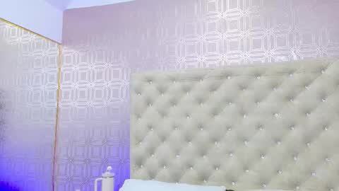 Snapshot of desire_sara chatting on 09-20-25, 12:17 Sara Desire online show from 09-20-25, 12:17