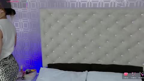 Snapshot of desire_sara chatting on 09-21-25, 12:18 Sara Desire online show from 09-21-25, 12:18