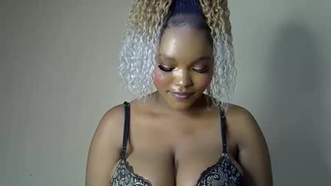 desiredahlia33 online show from 02-17-26, 09:32