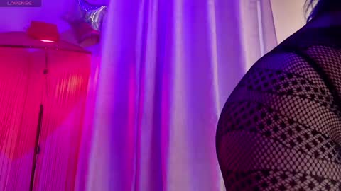 TORI AND MR. BEAR online show from 04-18-26, 07:58