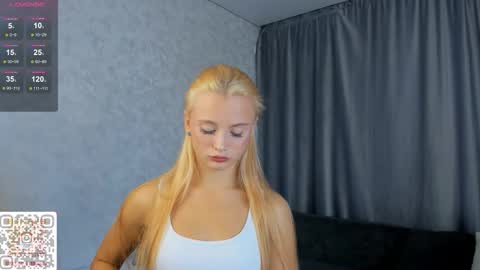 Snapshot of desireeclipse chatting on 09-25-25, 06:28 Willow online show from 09-25-25, 06:28