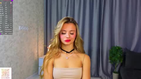 Snapshot of desireeclipse chatting on 02-27-26, 06:13 Willow online show from 02-27-26, 06:13