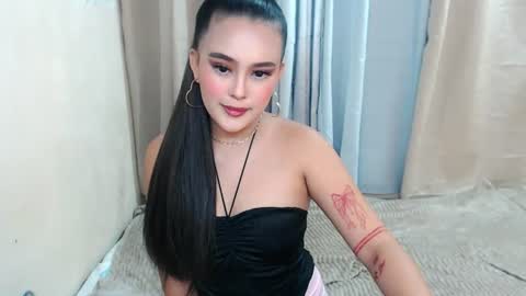 desireedreams_ online show from 06-19-26, 05:50