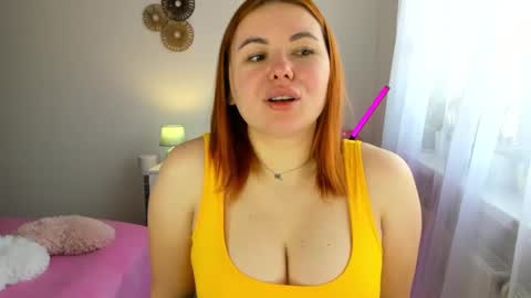 LAYLA online show from 03-10-25, 10:59