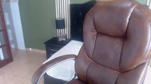 Desiring Angel online show from 12-23-24, 11:36