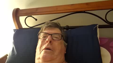 Snapshot of desmon1958 chatting on 02-04-26, 07:42 Desmon1958 online show from 02-04-26, 07:42