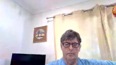 Snapshot of desmon1958 chatting on 02-09-26, 06:50 Desmon1958 online show from 02-09-26, 06:50