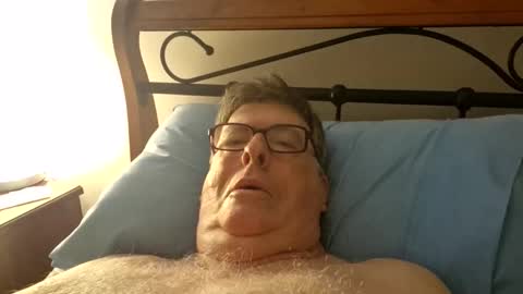 Snapshot of desmon1958 chatting on 03-04-26, 06:25 Desmon1958 online show from 03-04-26, 06:25