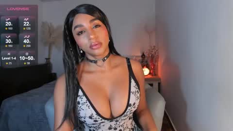 Snapshot of destinnemil chatting on 01-08-25, 11:10 Destinne Mill online show from 01-08-25, 11:10