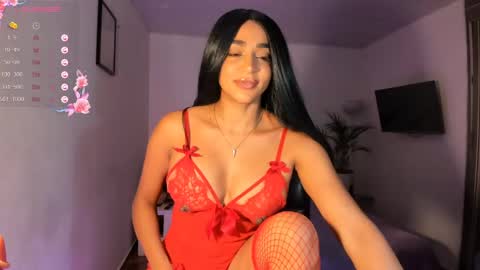 Snapshot of destinnemil chatting on 10-04-25, 02:15 Destinne Mill online show from 10-04-25, 02:15