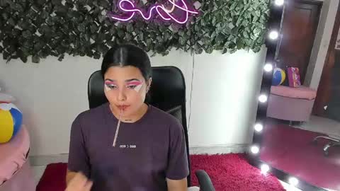 Destiny online show from 04-25-26, 02:03