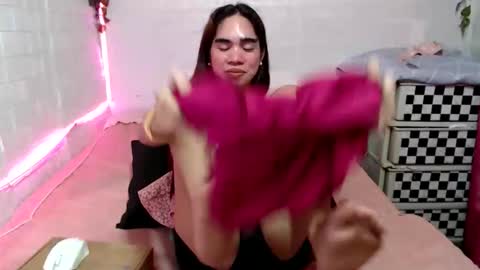 Snapshot of destinyrosexxx chatting on 10-29-25, 02:08 Chelsea online show from 10-29-25, 02:08