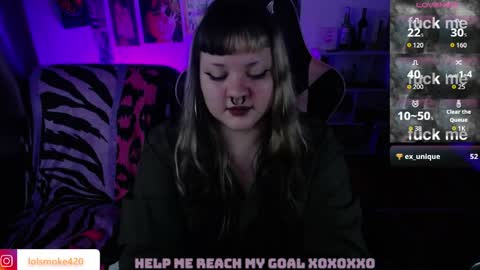 Snapshot of destroyall420 chatting on 05-10-26, 09:03 Lola Bdsm and fries online show from 05-10-26, 09:03
