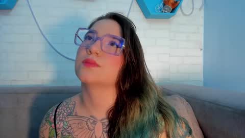 Deva Blue online show from 03-04-25, 03:33