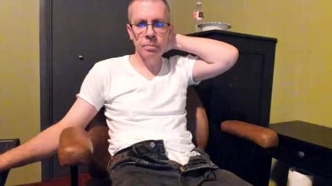 Snapshot of devas11 chatting on 10-14-25, 12:50 Devas online show from 10-14-25, 12:50