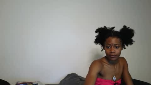 Snapshot of deviantdynasty chatting on 12-01-25, 03:44 deviantdynasty online show from 12-01-25, 03:44