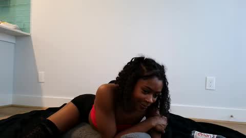 Snapshot of deviantdynasty chatting on 02-06-26, 03:59 deviantdynasty online show from 02-06-26, 03:59