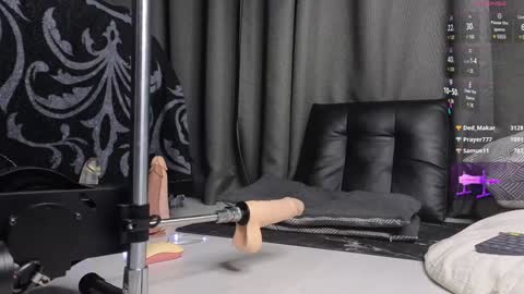 devil_s_bride online show from 01-24-25, 06:03