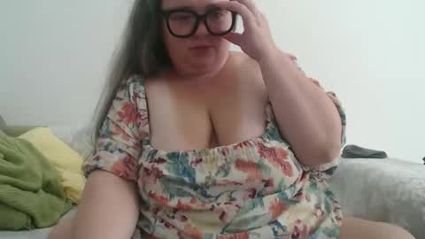 Snapshot of devilschick chatting on 10-29-25, 10:50 DevilsChick -- OF  online show from 10-29-25, 10:50