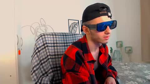 devin_ho online show from 02-23-25, 12:19