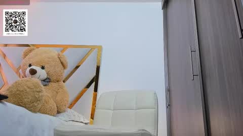 Devin Hunter online show from 11-02-25, 01:35