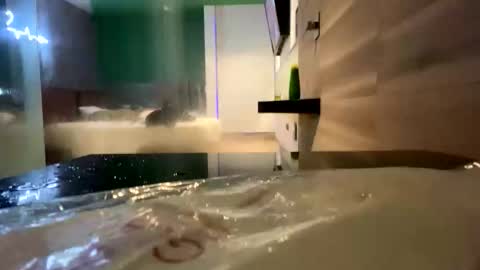 nicolas online show from 01-17-26, 12:10