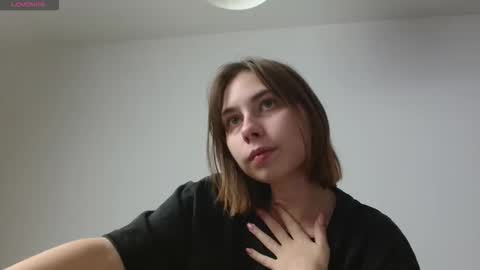 dewkiss online show from 11-19-25, 10:10