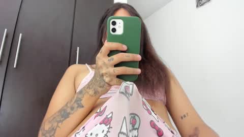 Snapshot of dewolk chatting on 01-12-25, 05:34 thumb up me please its important online show from 01-12-25, 05:34