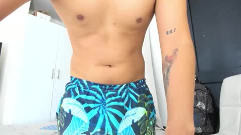 Snapshot of dewolk chatting on 03-06-26, 09:28 thumb up me please its important online show from 03-06-26, 09:28