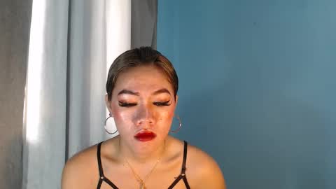 Snapshot of dexie121698 chatting on 02-05-25, 05:20 dexie121698 online show from 02-05-25, 05:20