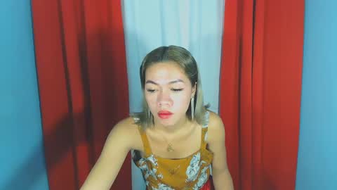 Snapshot of dexie121698 chatting on 02-12-25, 03:38 dexie121698 online show from 02-12-25, 03:38